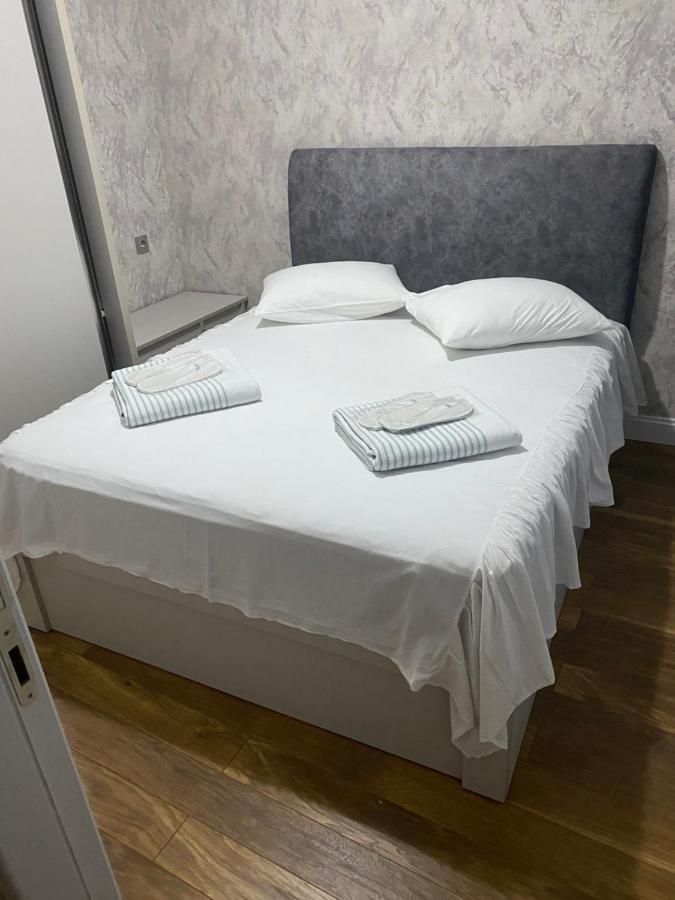 Dar Tower'S Cozy Apartment Batumi Esterno foto
