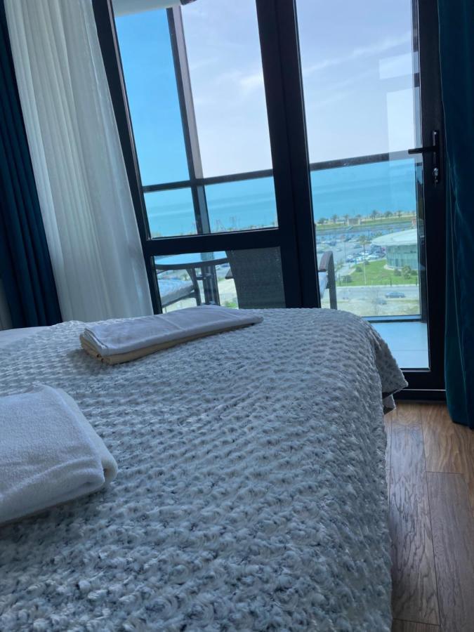 Dar Tower'S Cozy Apartment Batumi Esterno foto